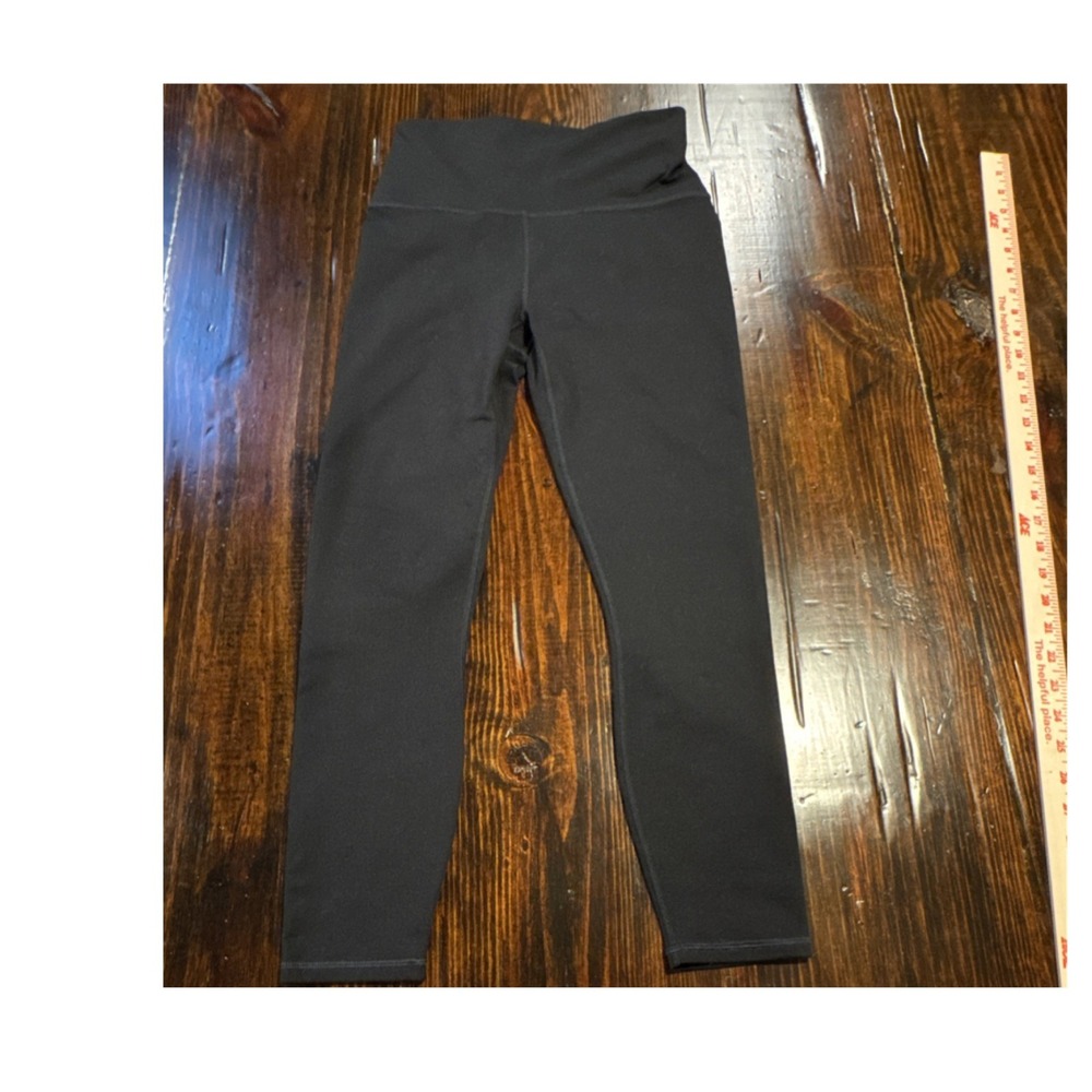 Fabletics PowerHold leggings - likely XXS (23" waist, 23" inseam cropped)